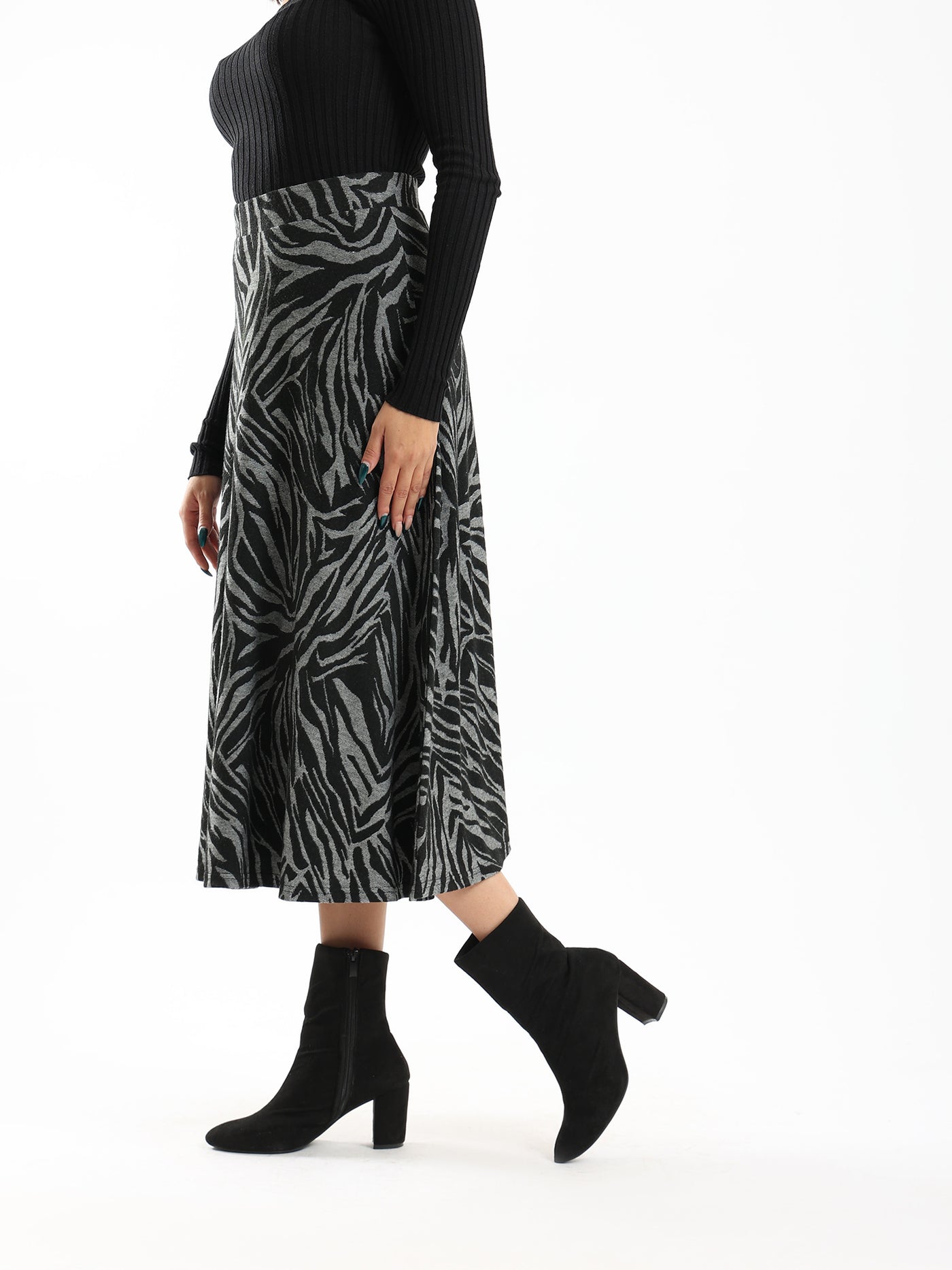 Skirt - Midi Length - Zebra Pattern