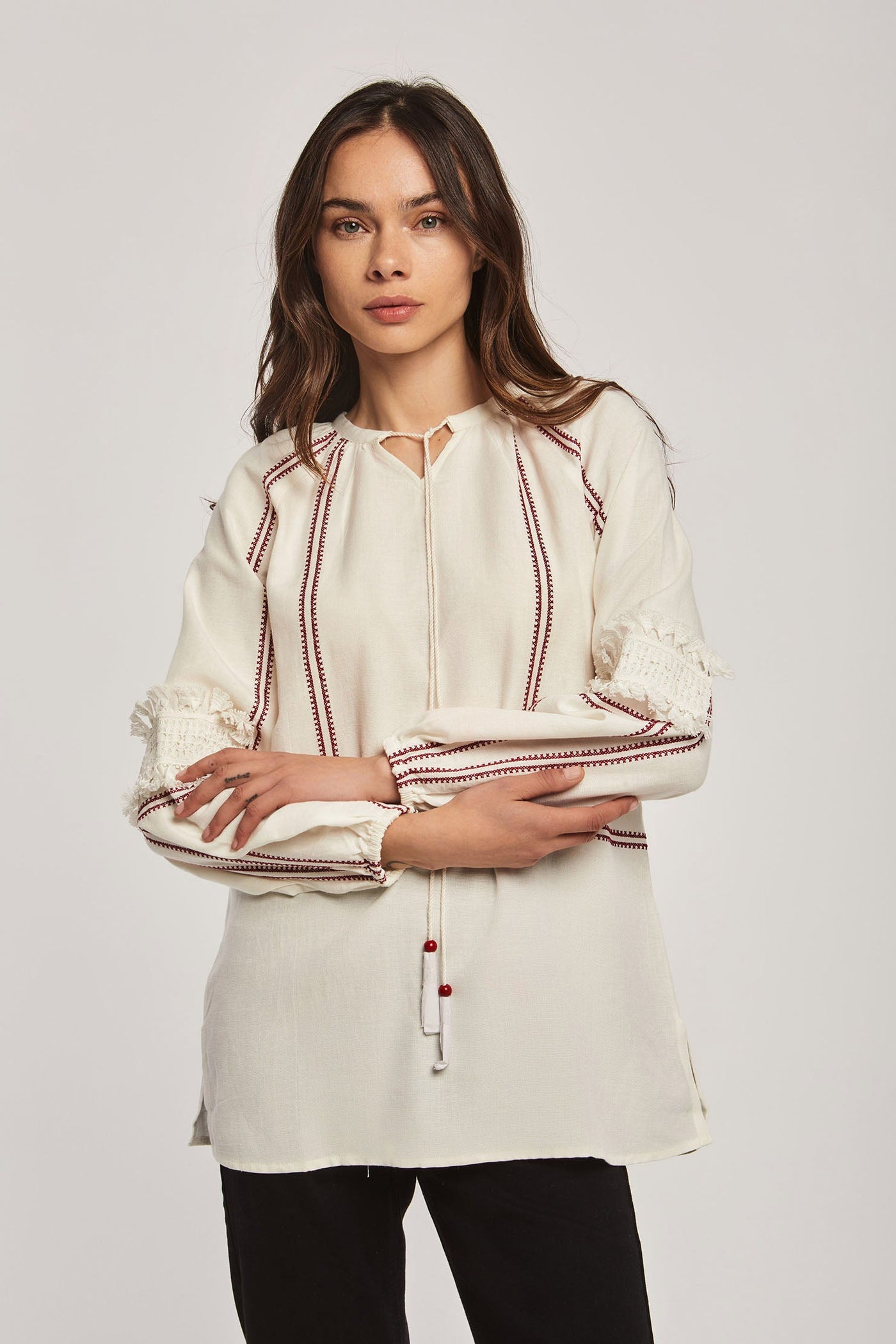 Blouse - Neck With Lace - Long Sleeves