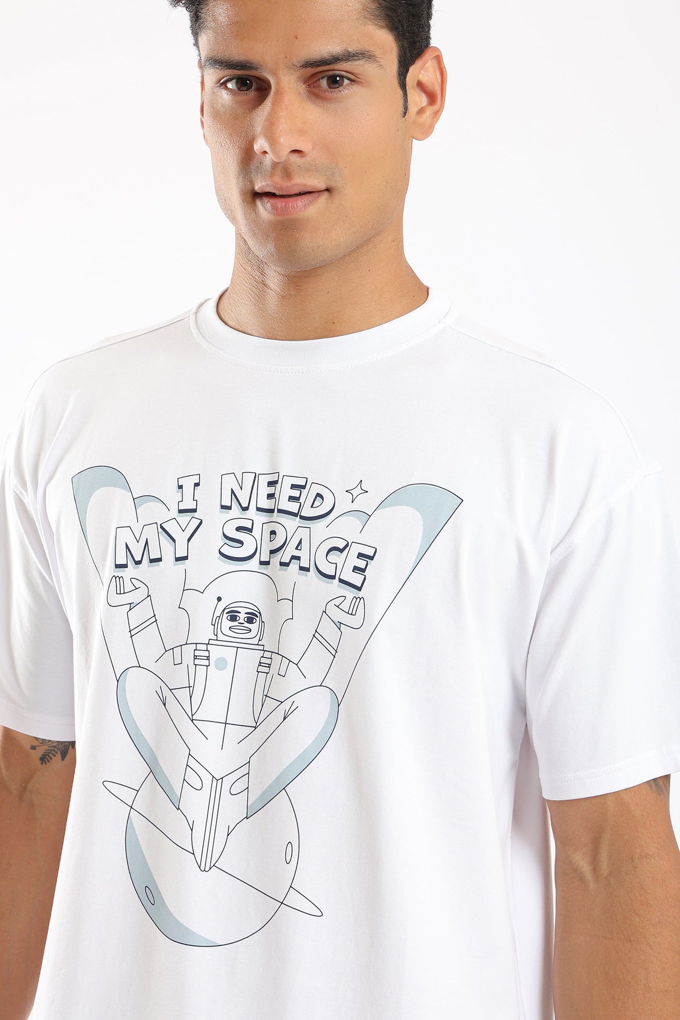 Unisex T-Shirt - Oversized - "I Need My Space" Print