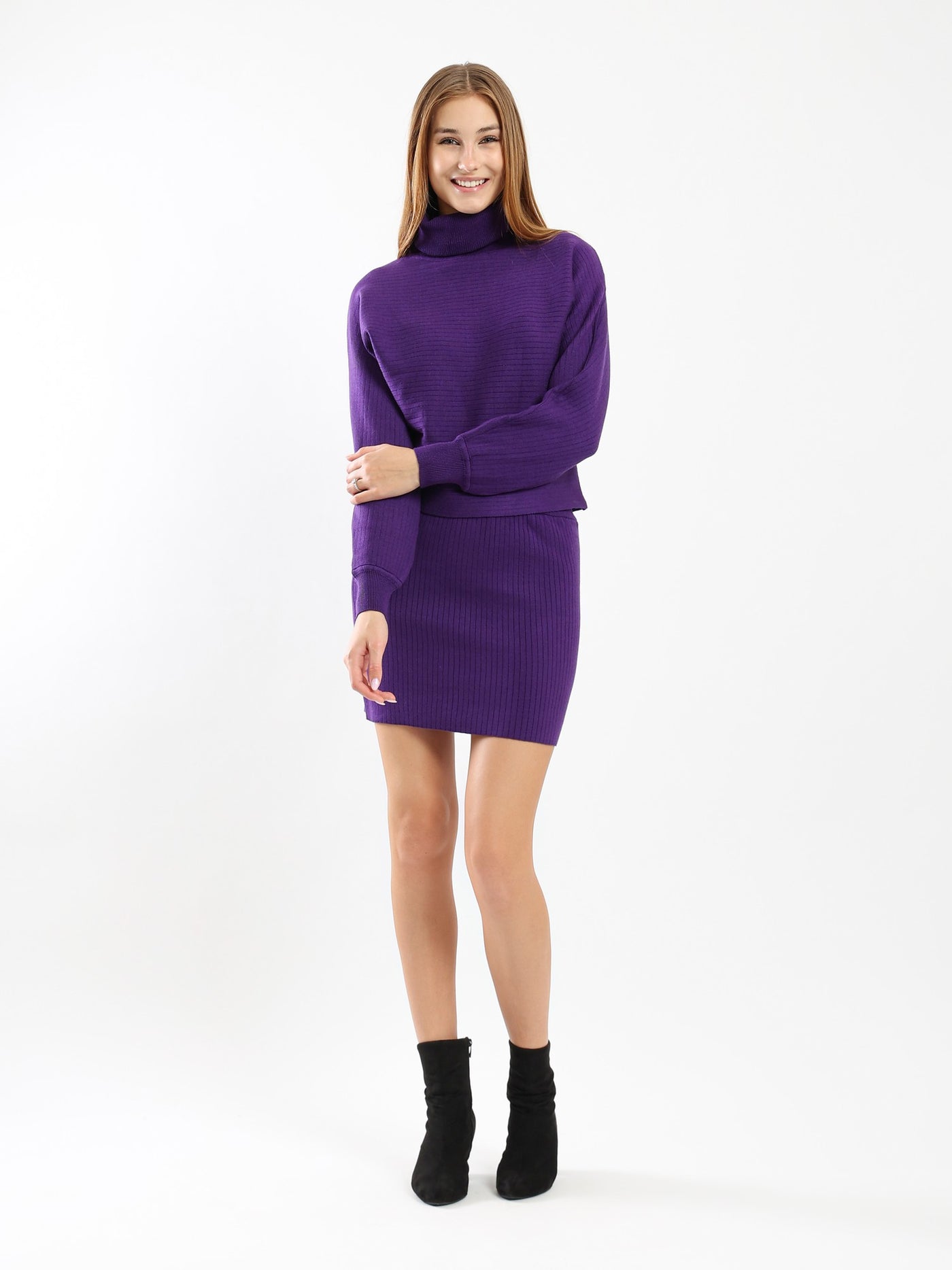 Skirt - Mini Length - Ribbed Design