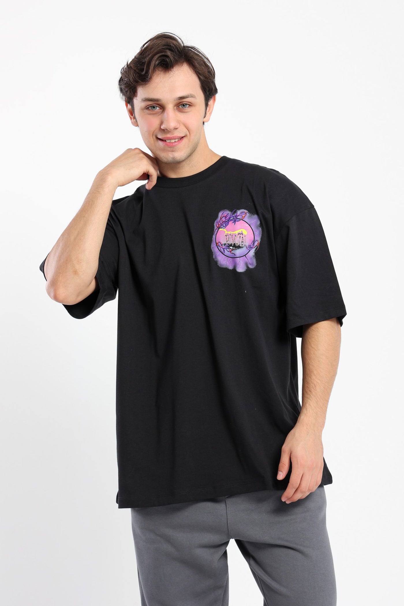 T-Shirt - Oversized - "Fire Ball" Print Badge