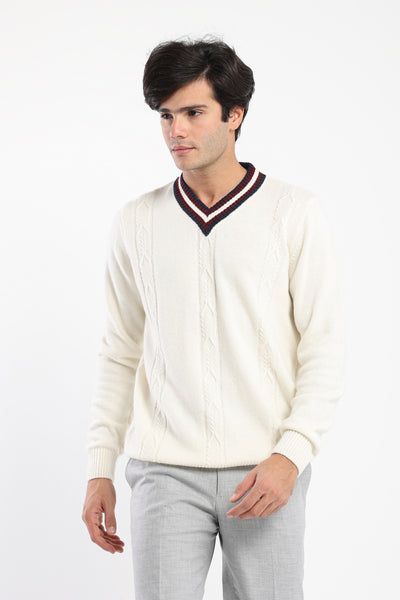 Pullover - V-neck - Cable Knit