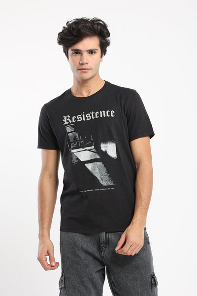 T-Shirt - "Resistance" Print