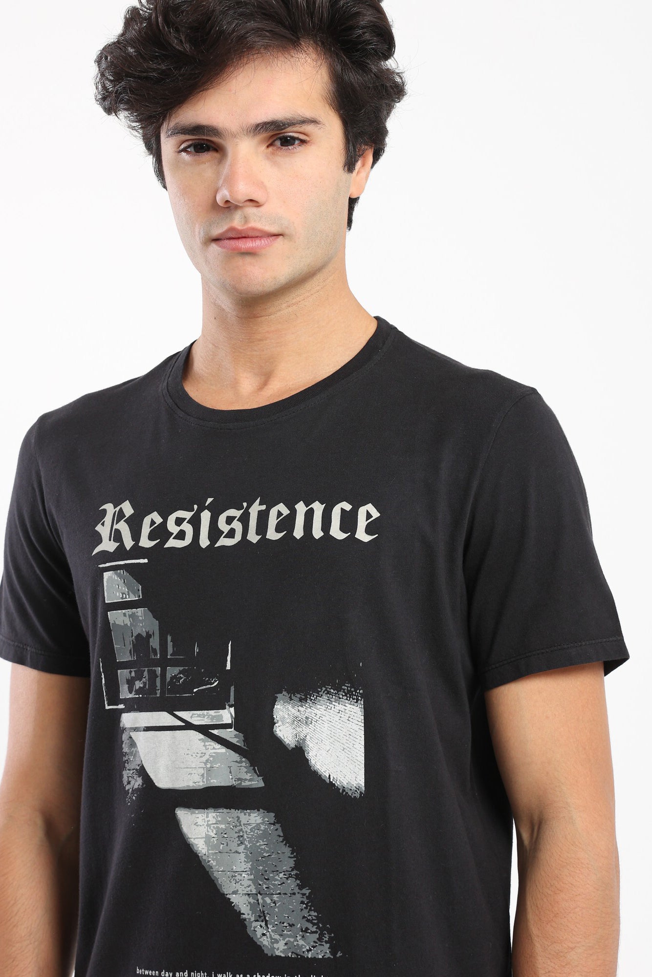 T-Shirt - "Resistance" Print