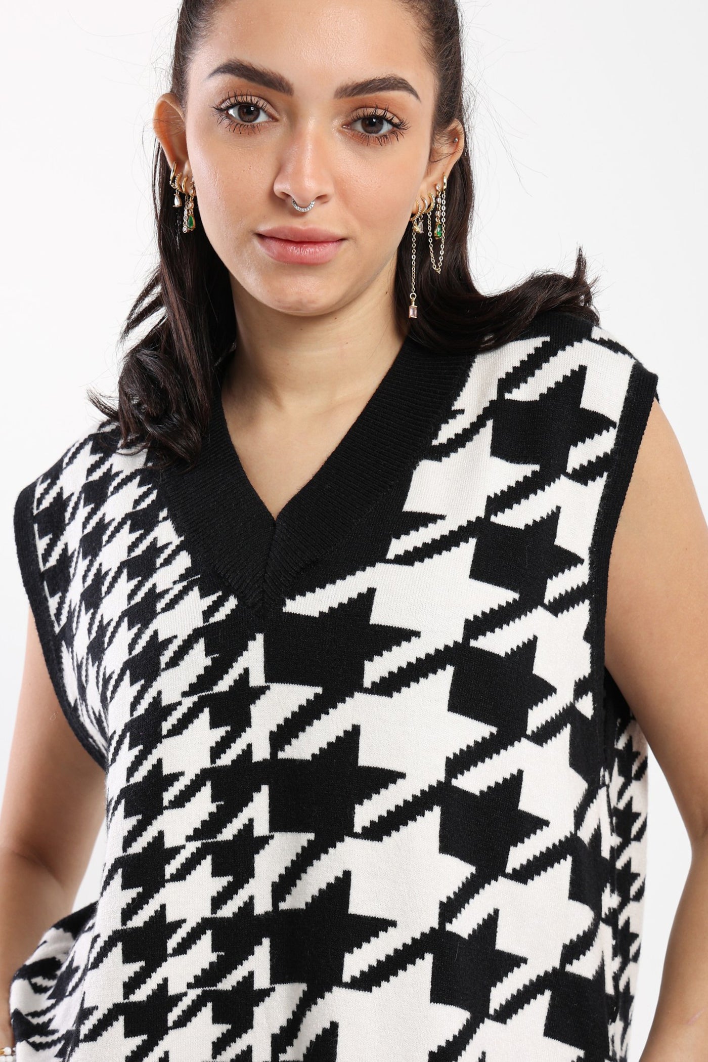 Pullover - Houndstooth Pattern - Sleeveless
