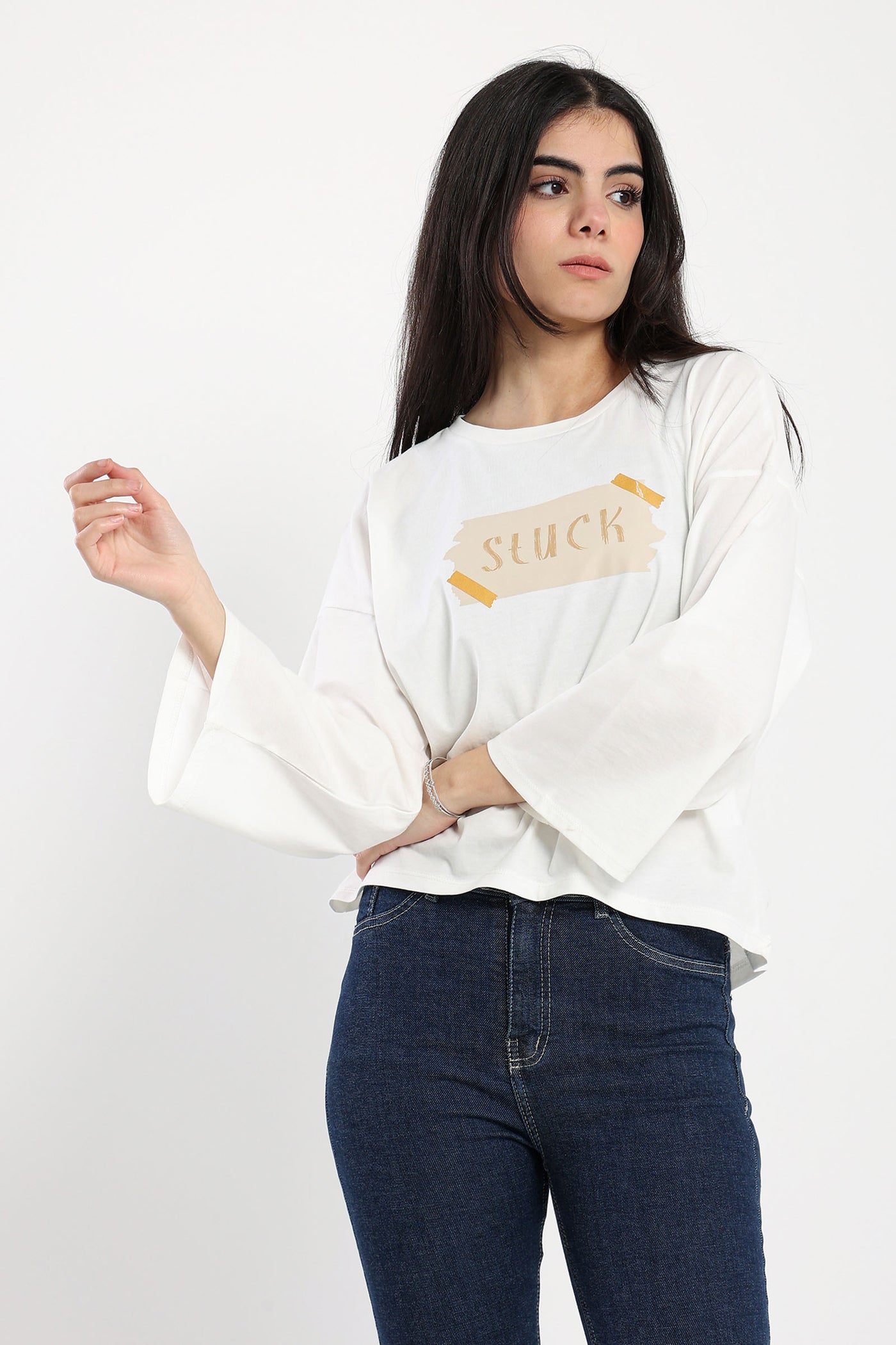 T-Shirt - "Stuck" Front Print - Dipped Hem