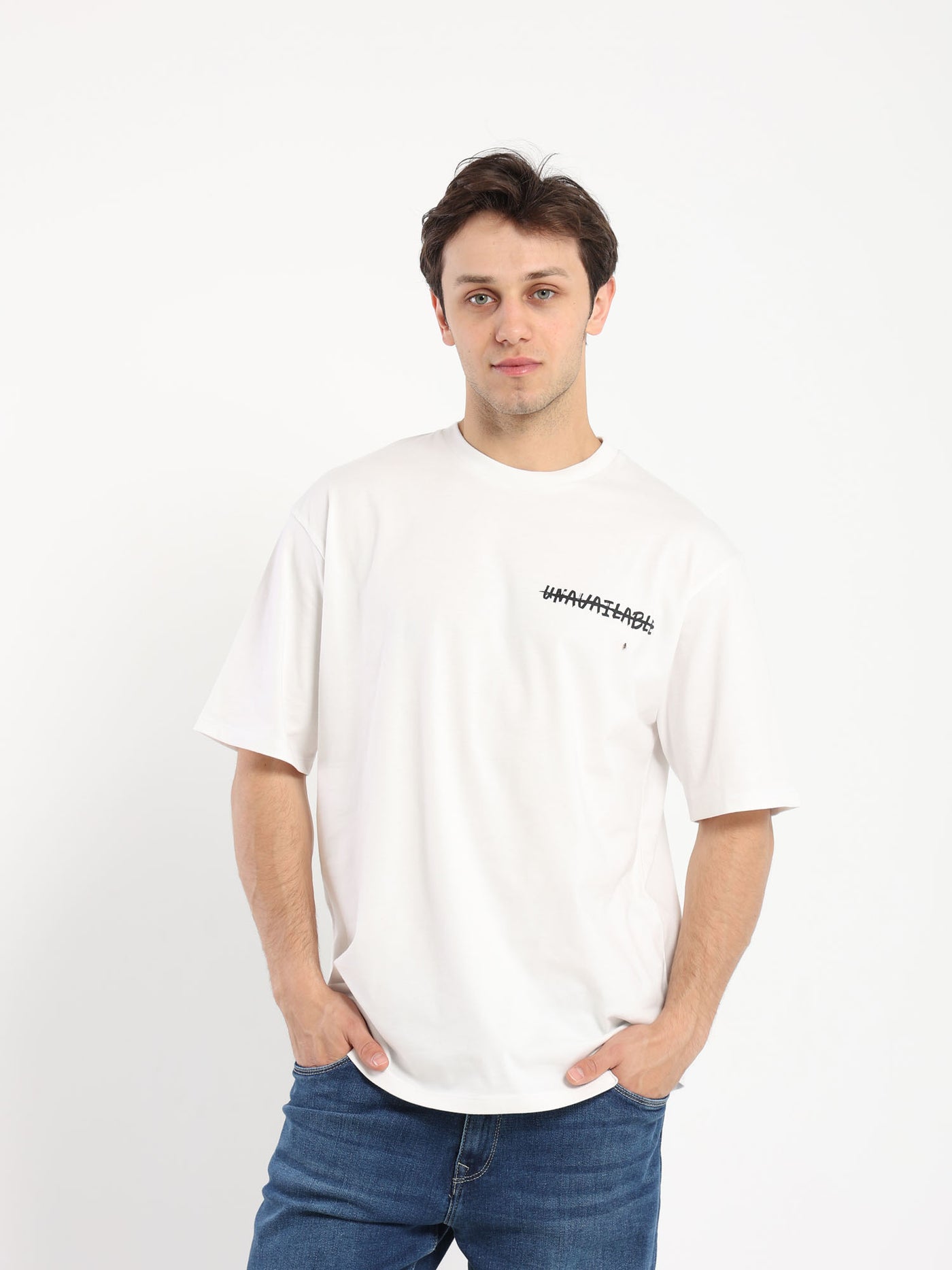 T-Shirt - "Unavailable" Print - Oversized