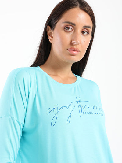 T-Shirt - Front Print - High Low