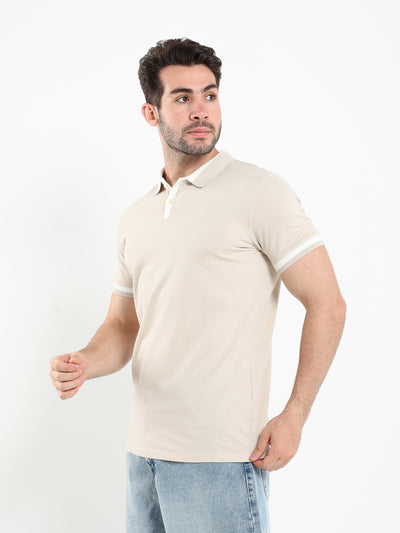 Polo Contrast Line In Collar And Placket