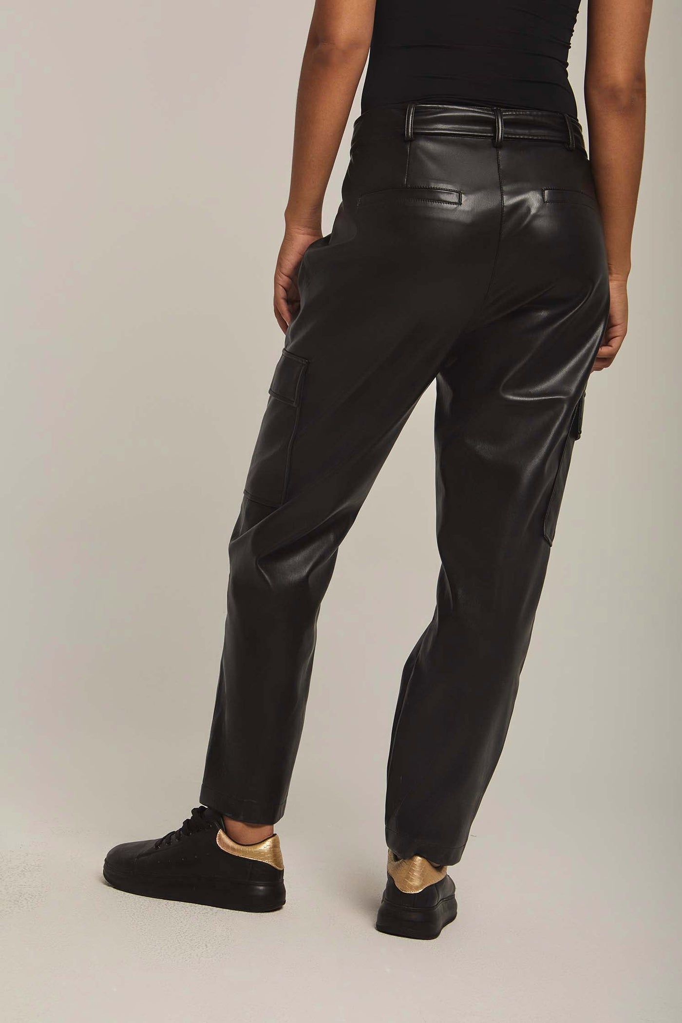 Pants - With Belt - Leather
