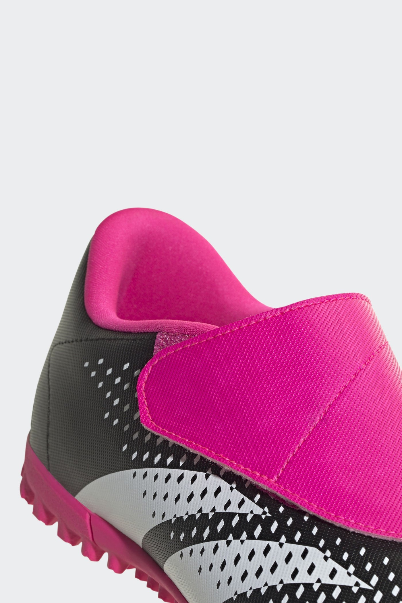 Adidas Kids Unisex Predator Accuracy.4 Hook-and-Loop Turf Boots