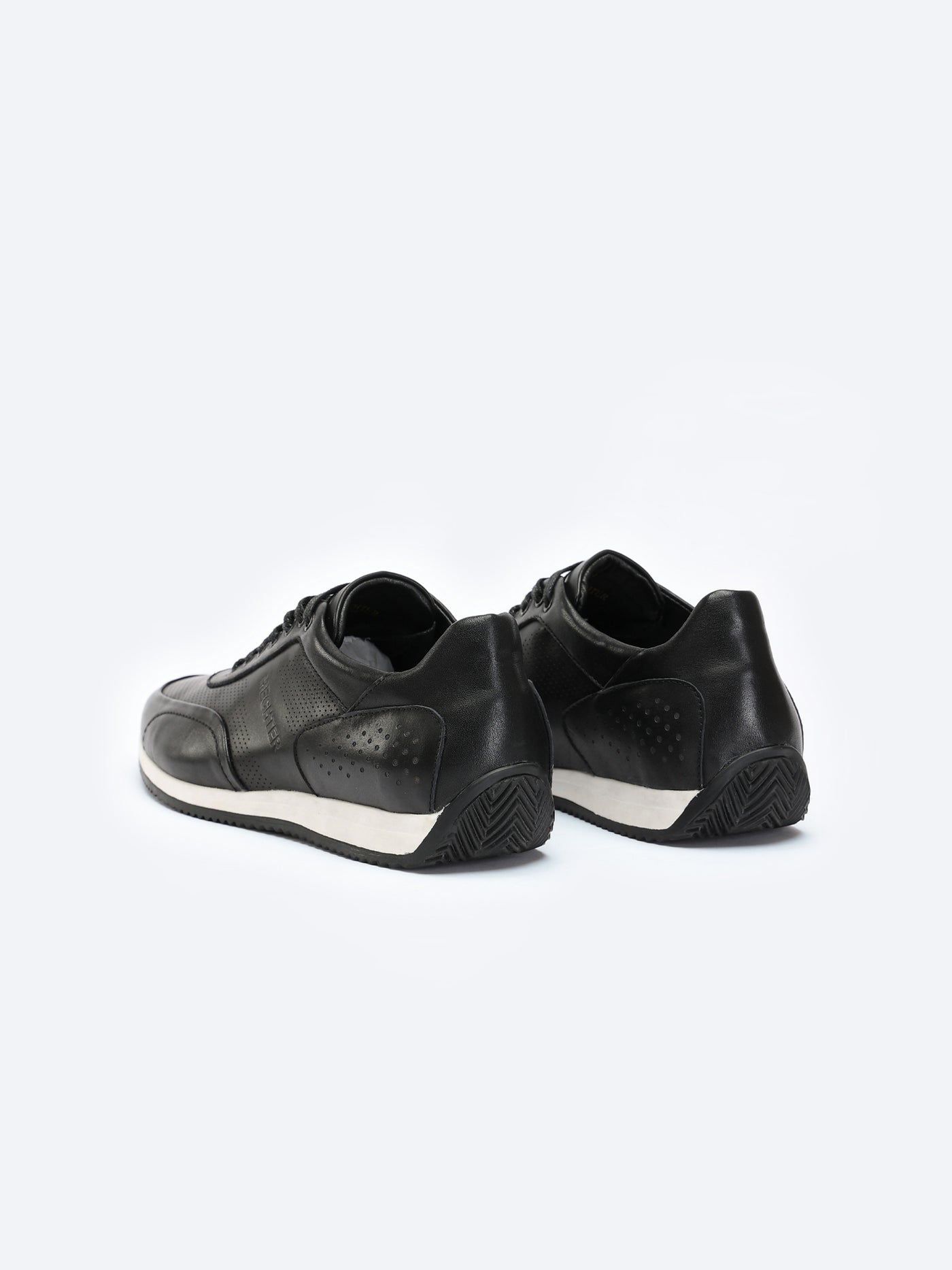 Sneakers - Comfy - Modern