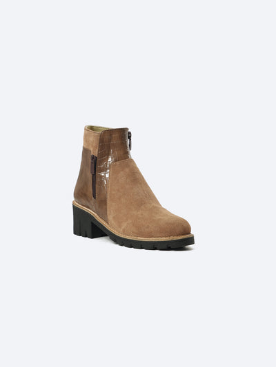 Ankle Boots - Crocodile Pattern - Suede