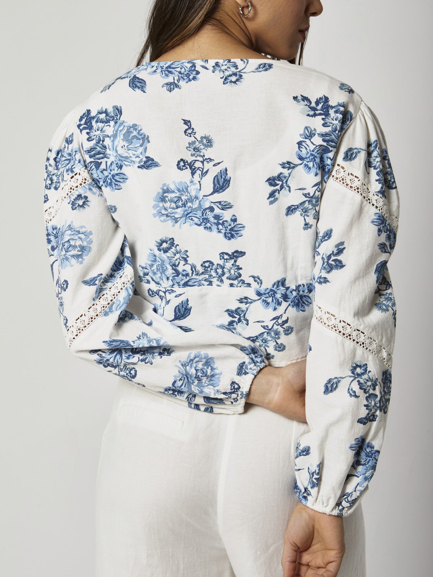 Blouse - Bell Sleeves - Floral