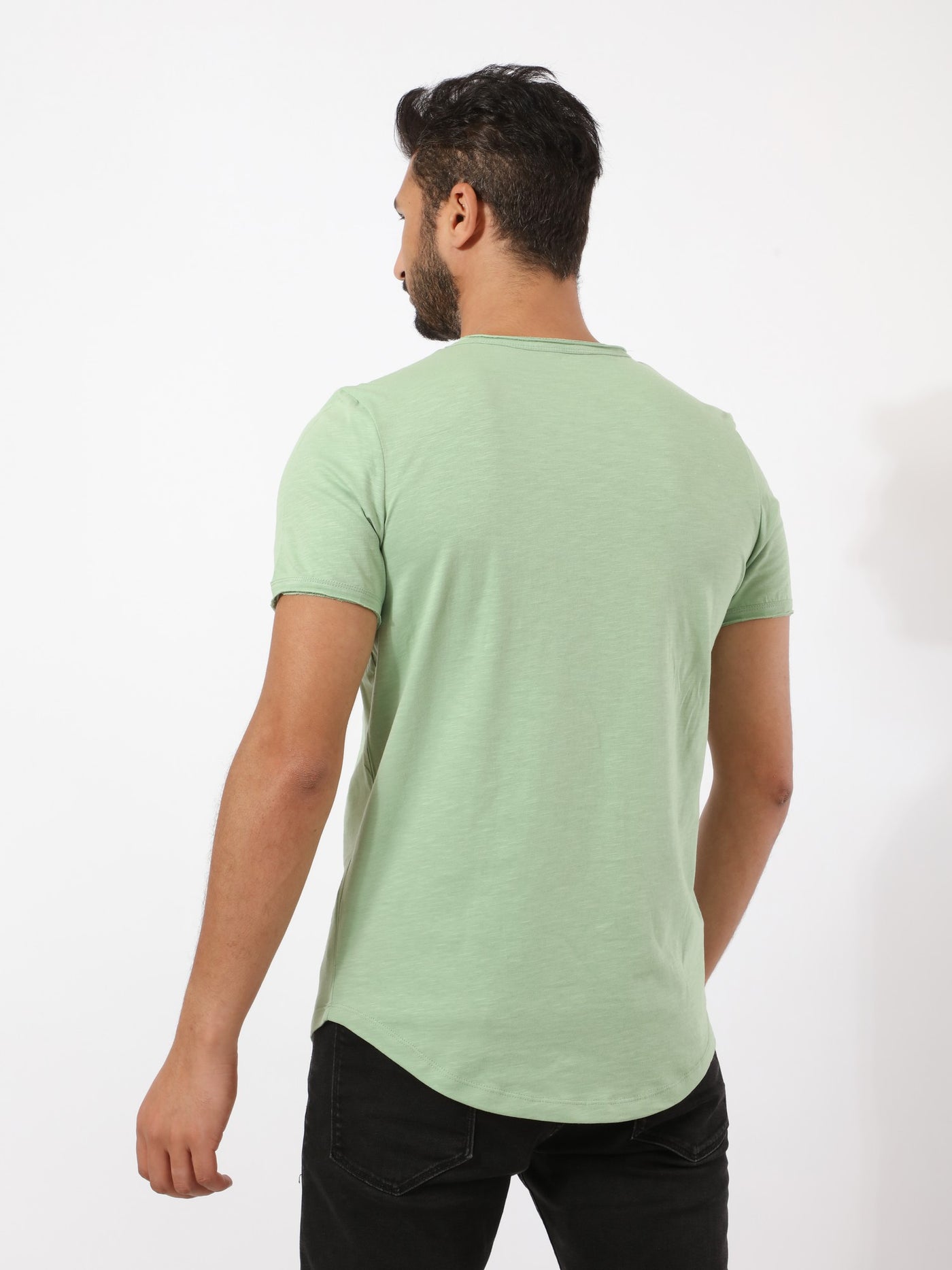 T-Shirt - Basic - Deep Round neck