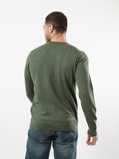 Sweater - Long Sleeves - Round Neck