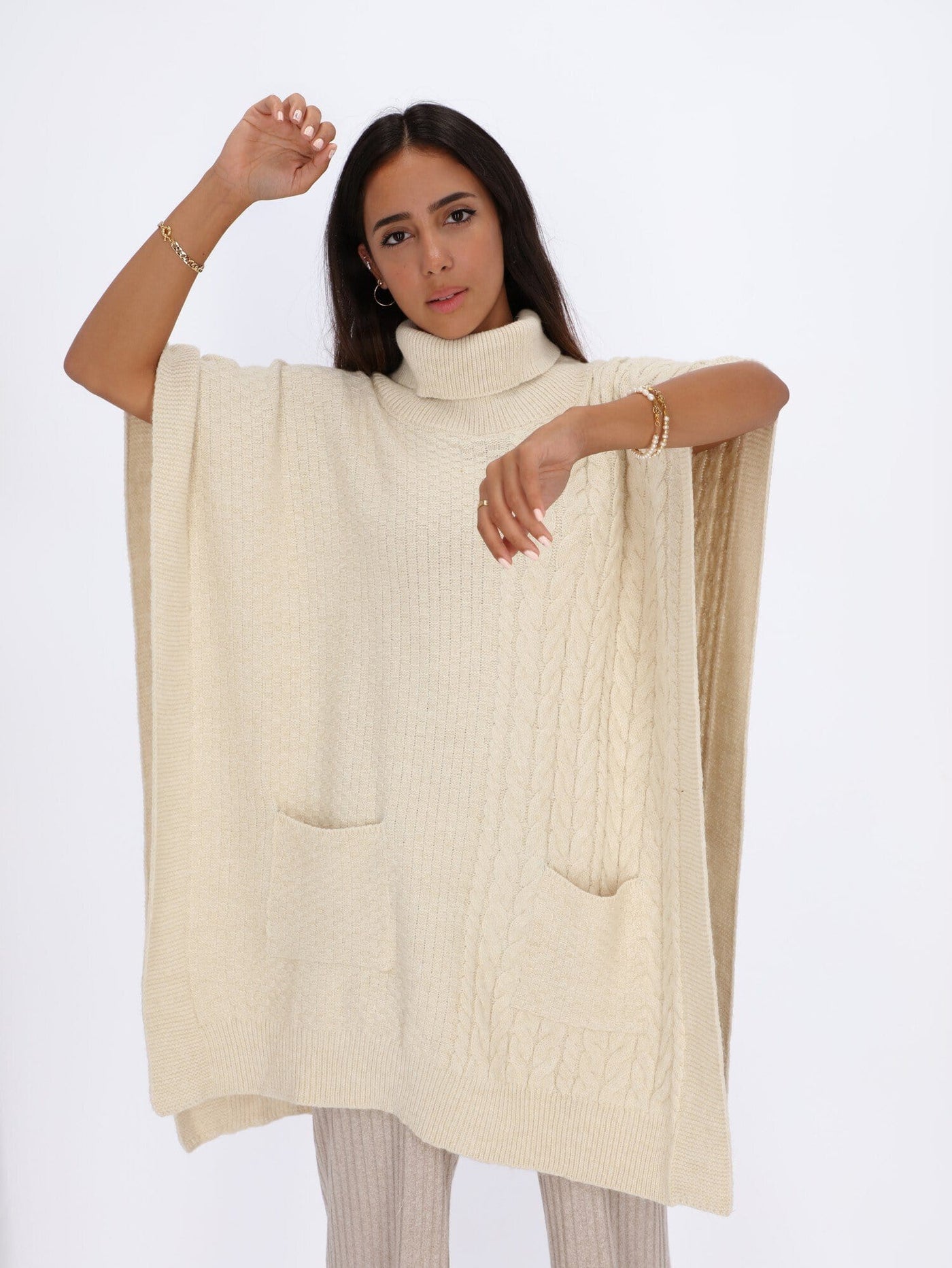 OR Knitwear Poncho Knitwear with Braided Texture