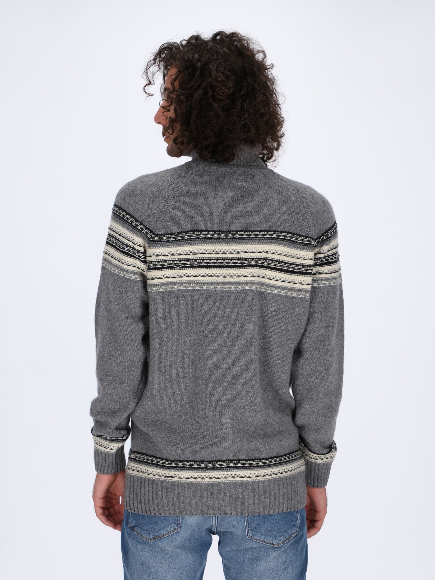 Roll Neck Jacquard Pattern Pullover