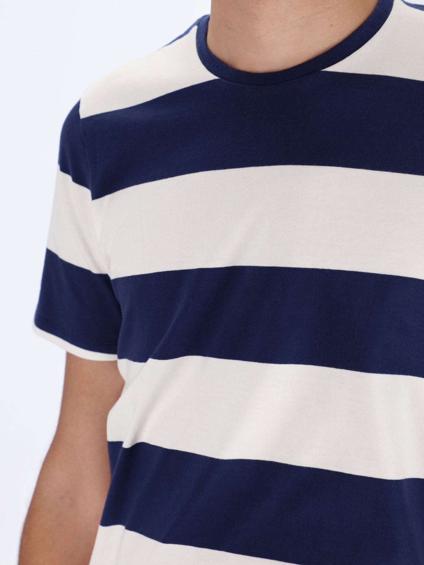 Daniel Hechter T-Shirts Horizontal Stripes Bold Lines T-Shirt