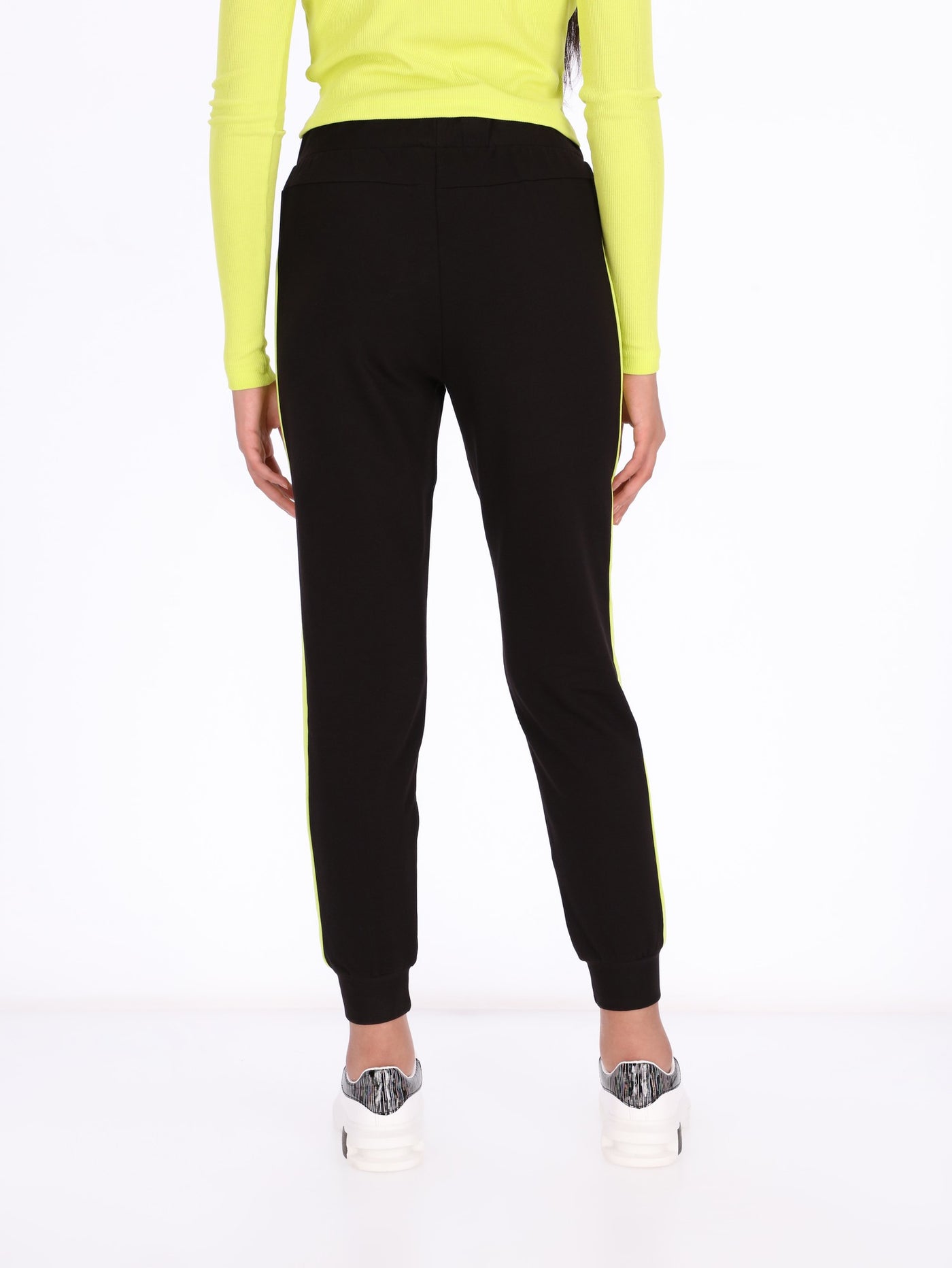  OR Women's Contrast Side Trim Joggers