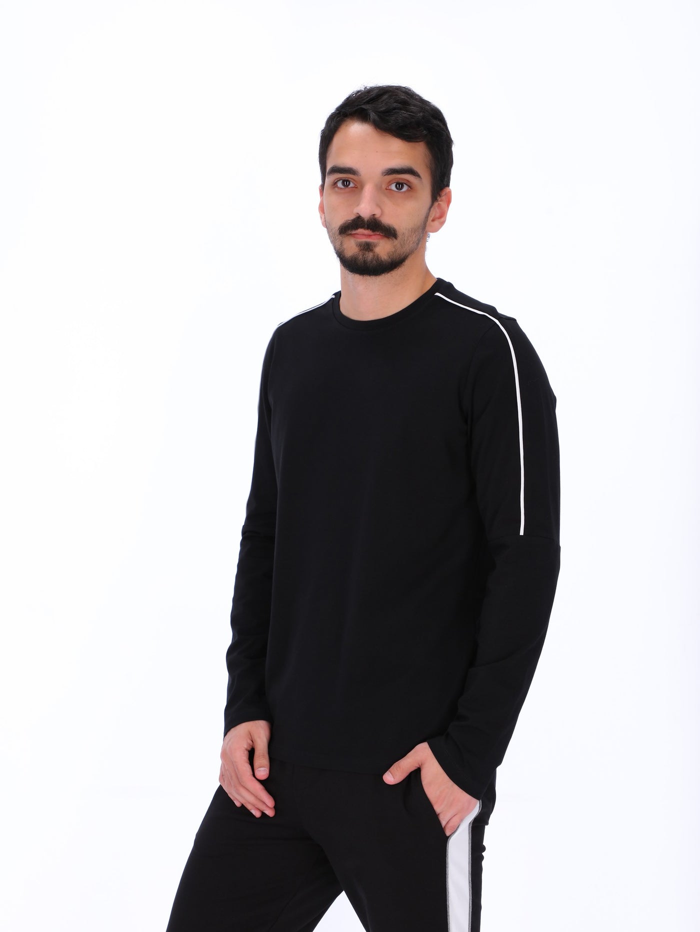 OR Men's Contrast Piping Long Sleeve T-Shirt