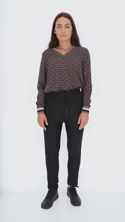 Thin Stripes Pants with Side Contrasting Stripe