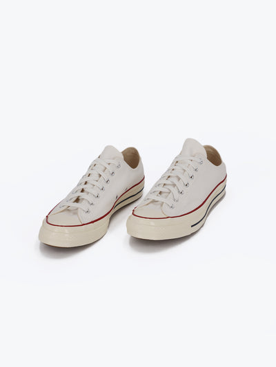 Chuck 70 Classic Low Top Unisex Sneakers