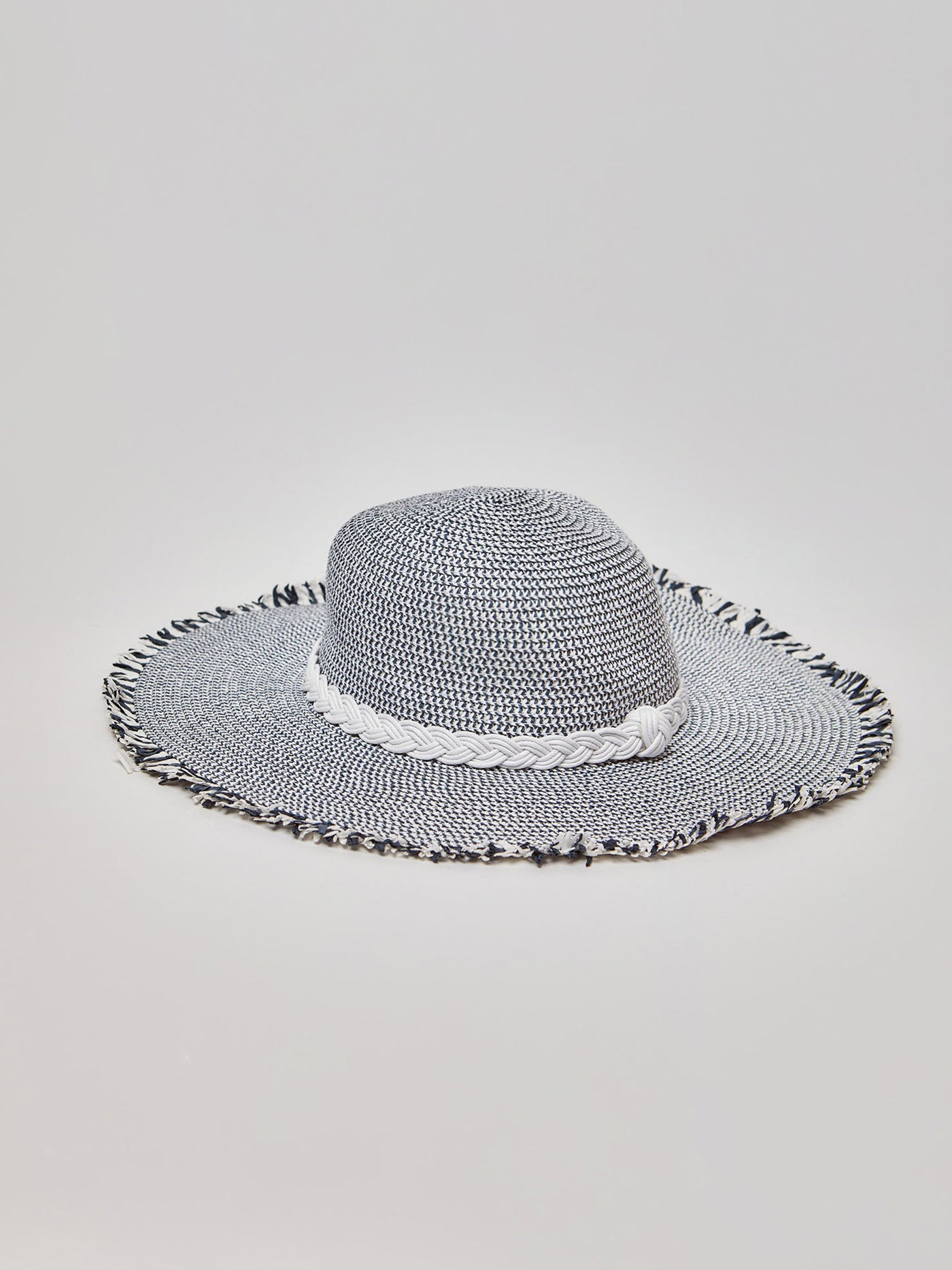 قبعة -بشراشيب - سهل الأرتداء