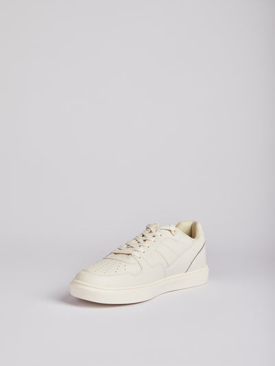 Sneakers - Solid - Casual