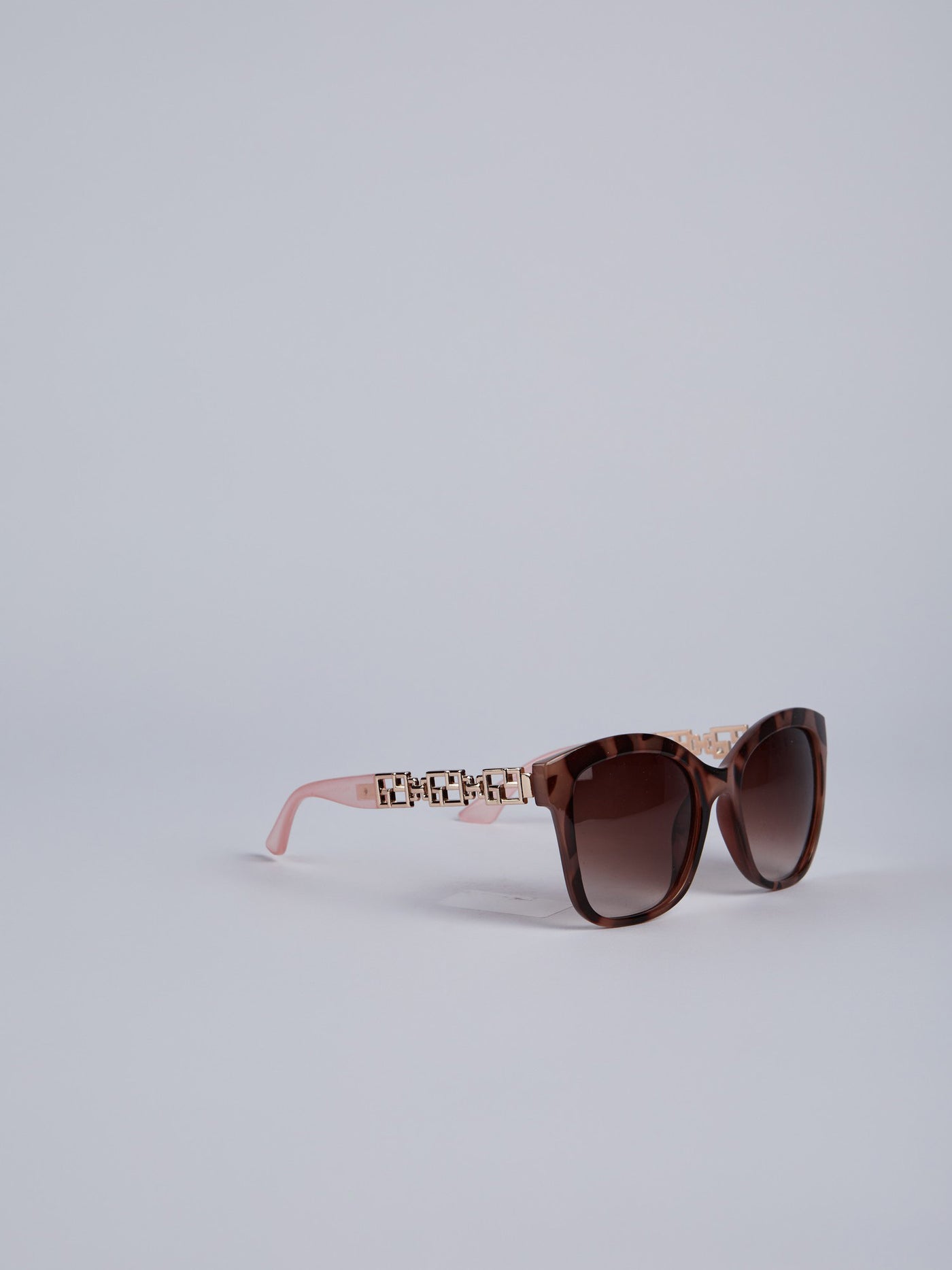 Sunglasses - Metal engraved Temples