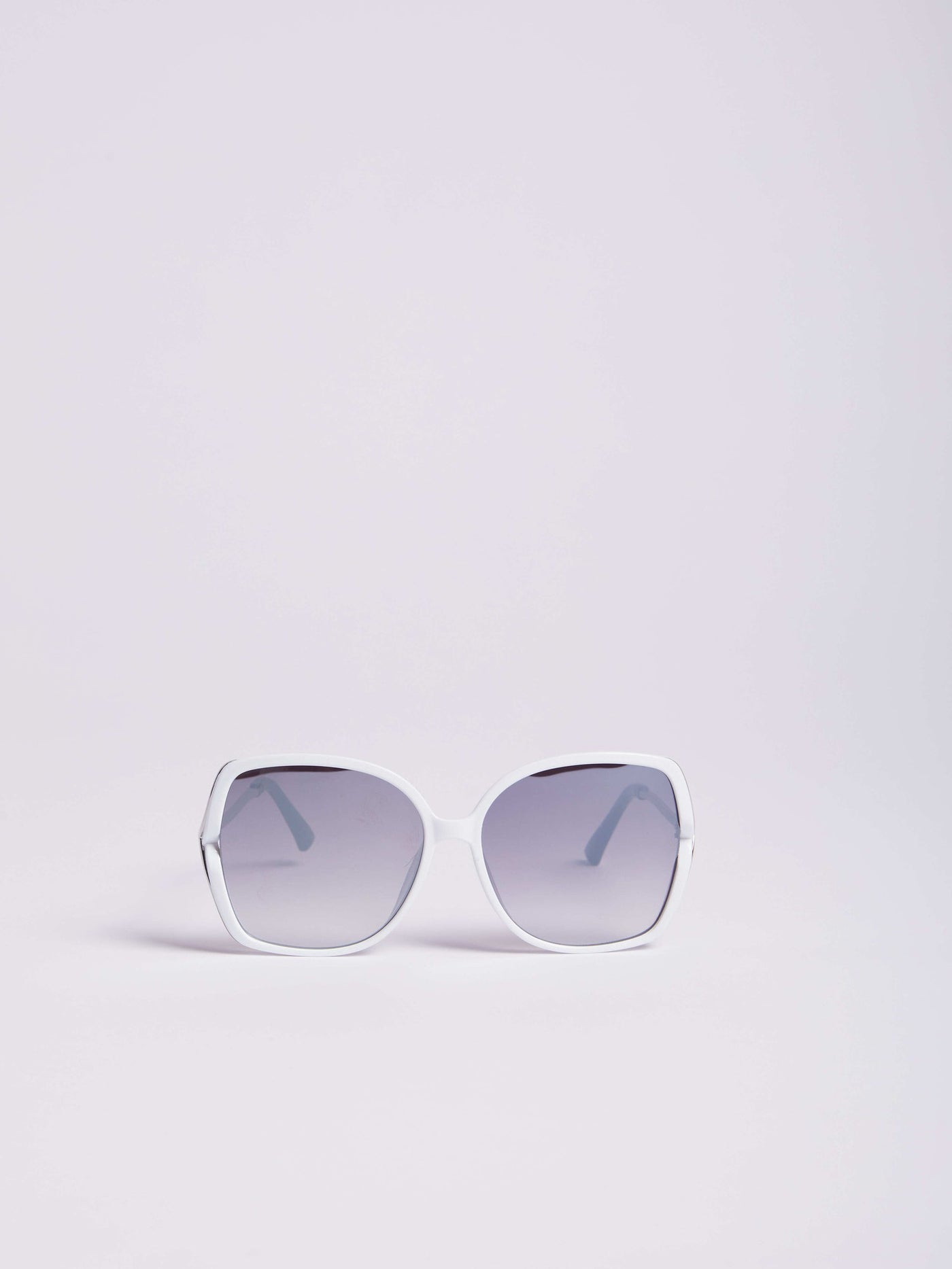 Sunglasses - Oversized Lenses