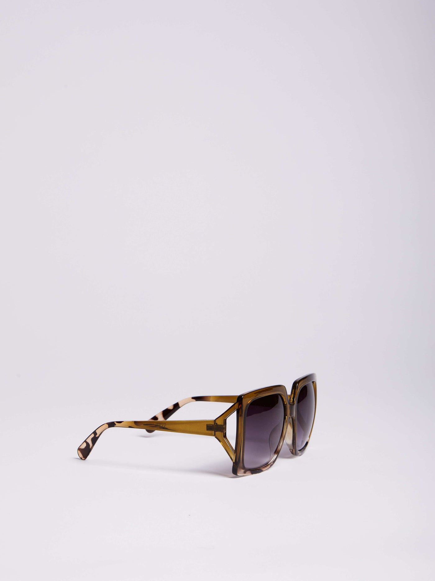 Sunglasses - Squared Shape