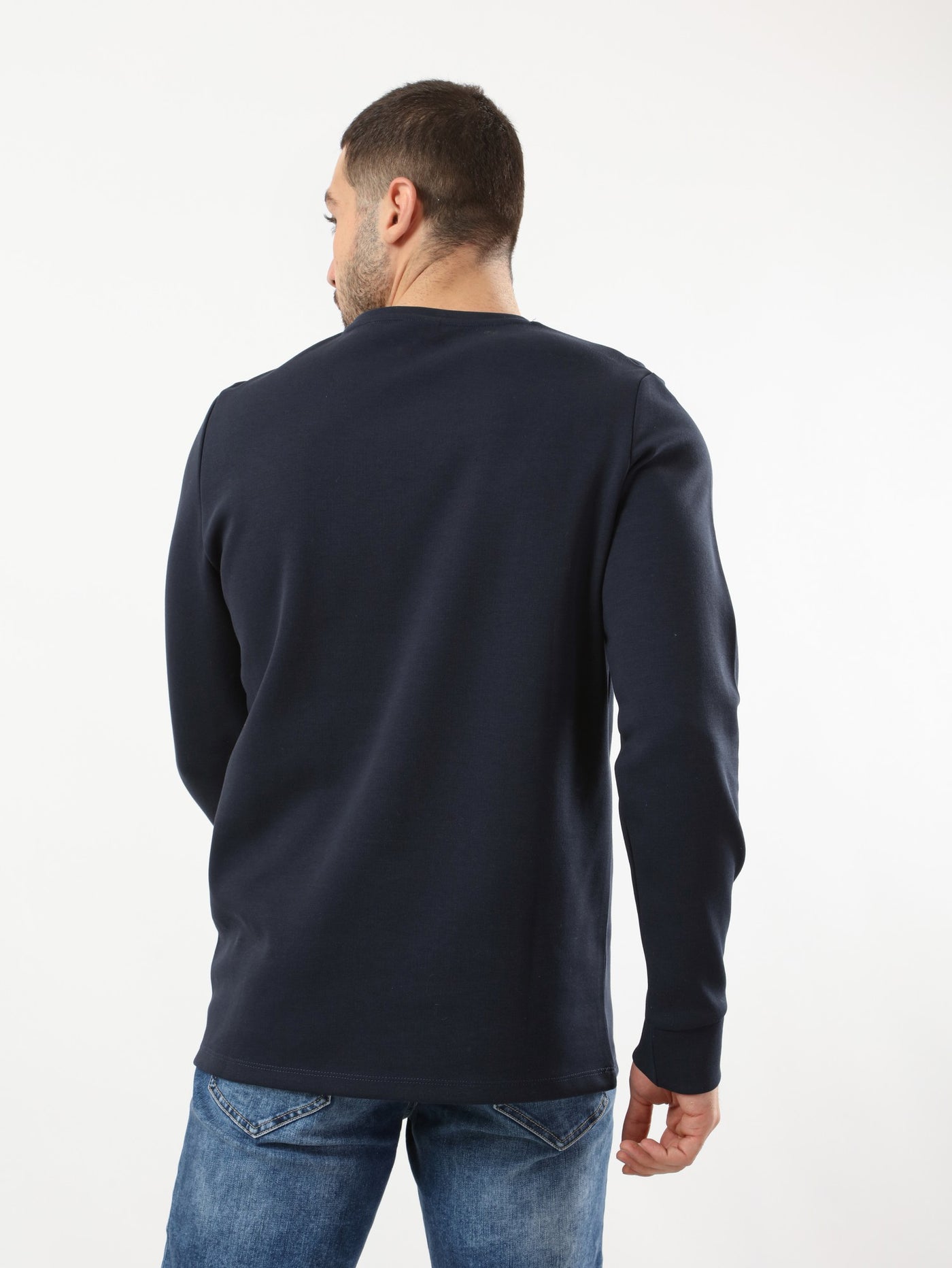 Sweatshirt - Front Logo - Slip-on