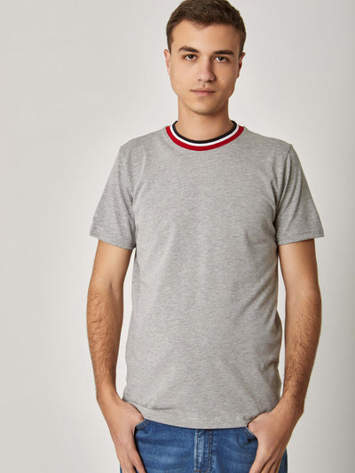T-Shirt - Striped Neck