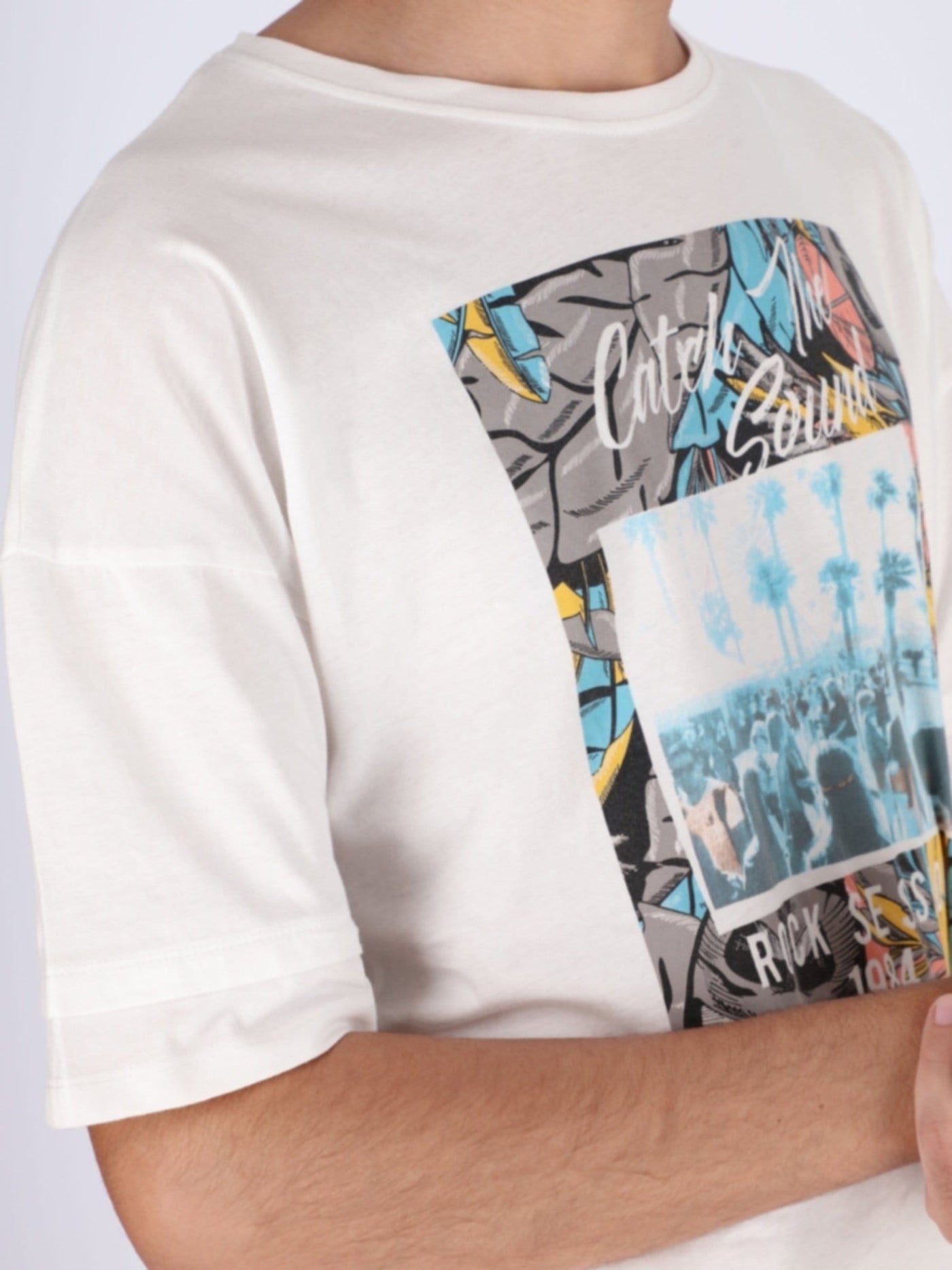 OR T-Shirts Catch the sound front print Short-Sleeve T-Shirt