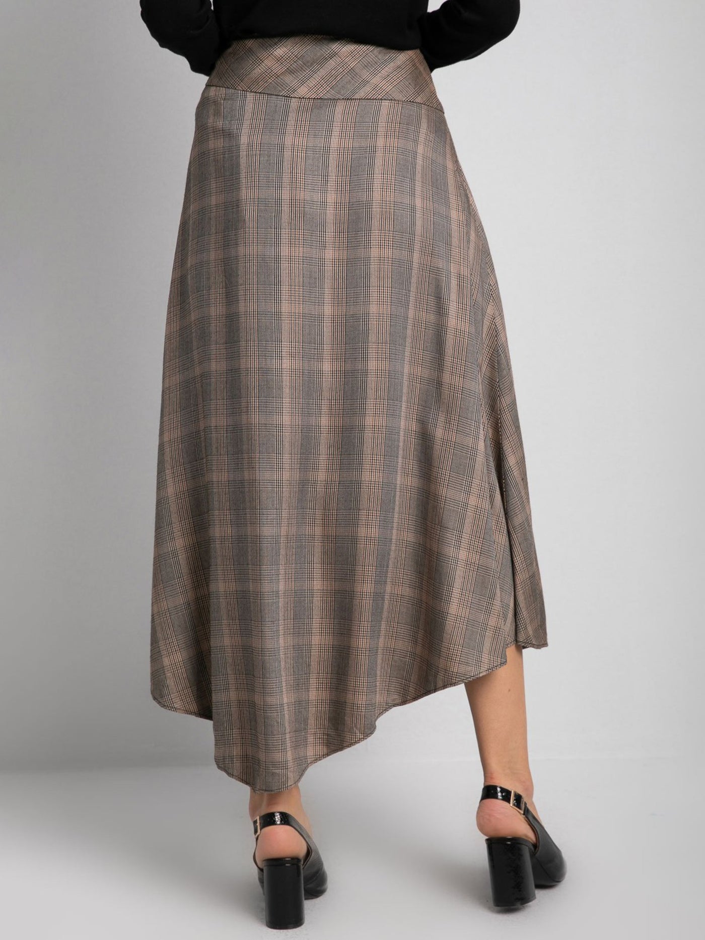 Wrap Skirt - Checkered - Asymmetric Hem